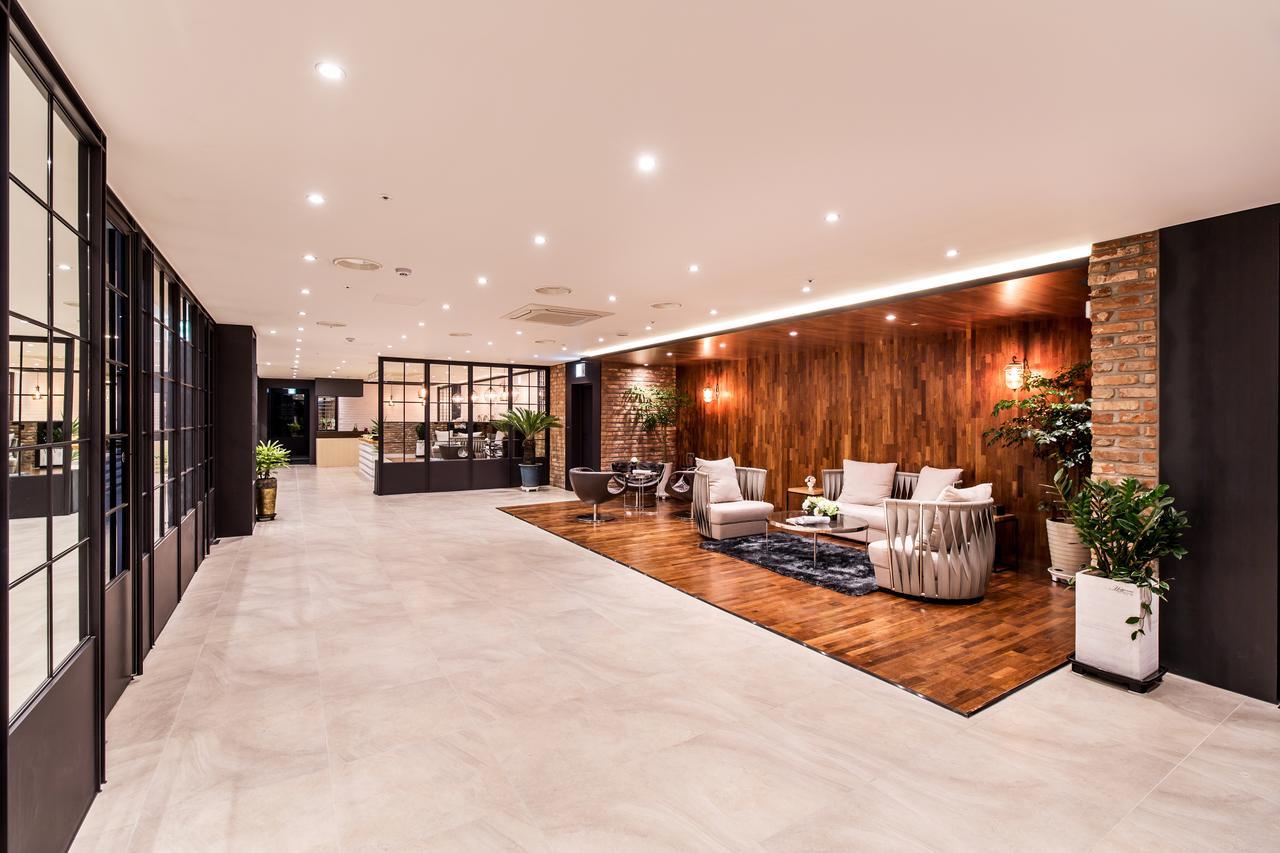 Daejeon Namoo Hotel Buitenkant foto